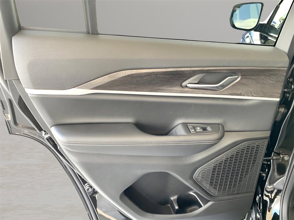 New 2025 Jeep Grand Cherokee Limited w/ Trailer Tow Package image 19