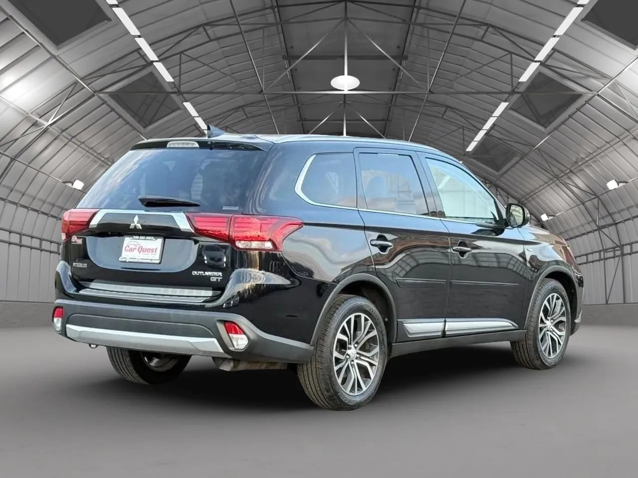Used 2017 Mitsubishi Outlander GT AWD/4WD image 7