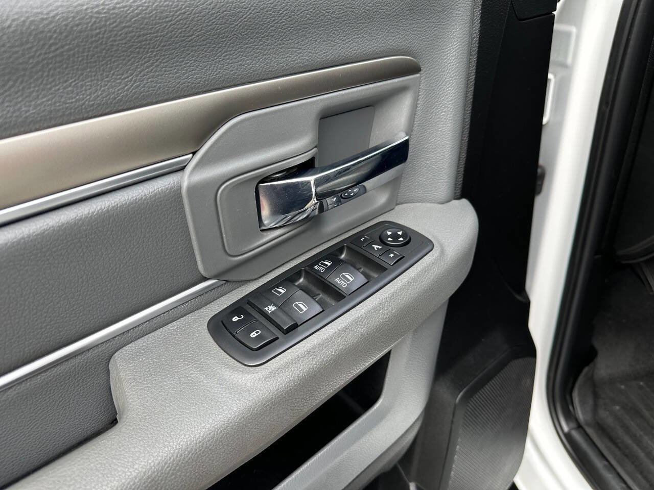 Used 2018 RAM 3500 Big Horn AWD/4WD image 50