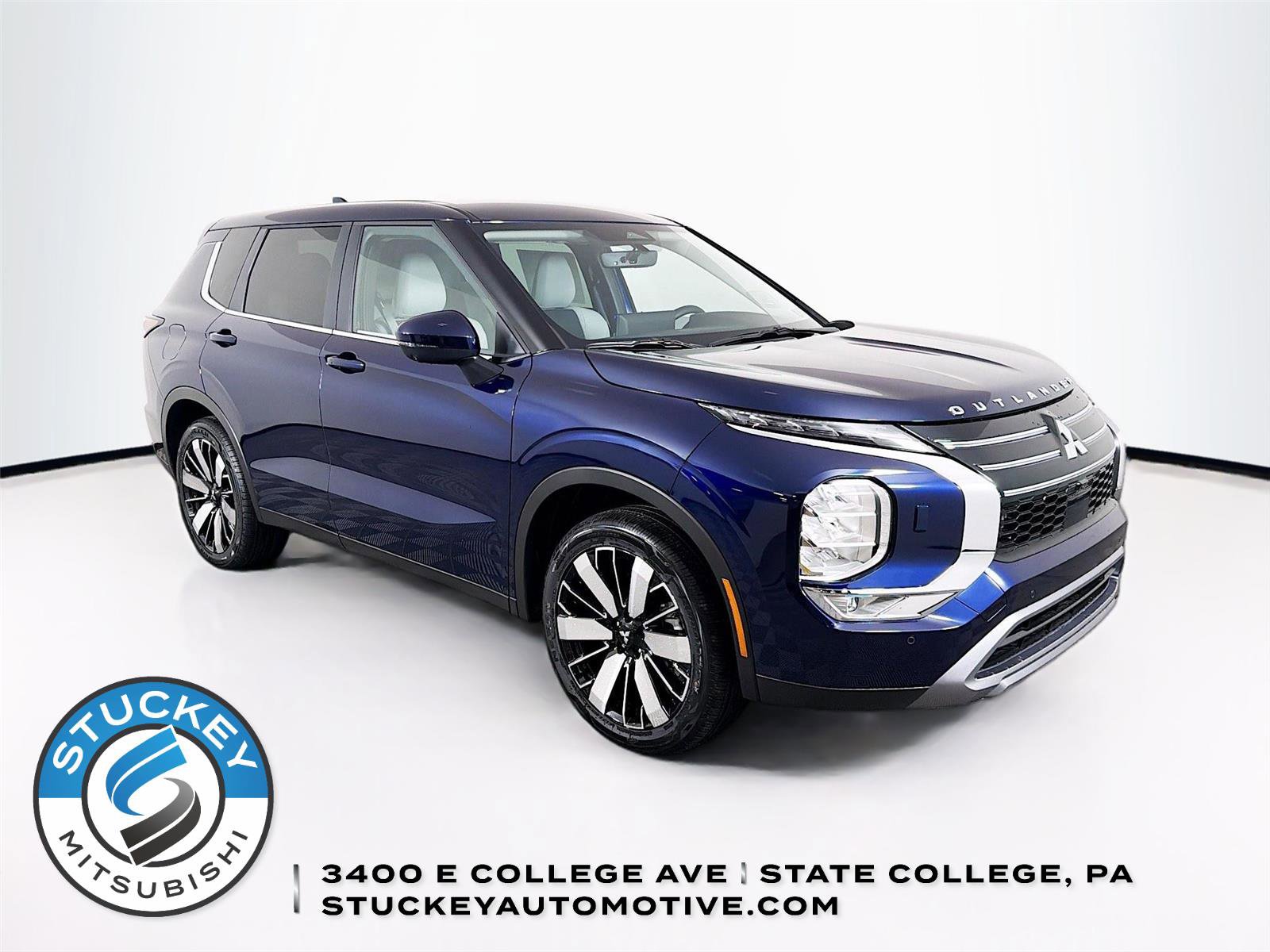 New 2026 Mitsubishi Outlander SE