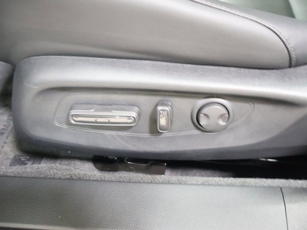 New 2025 Honda Accord Touring image 13