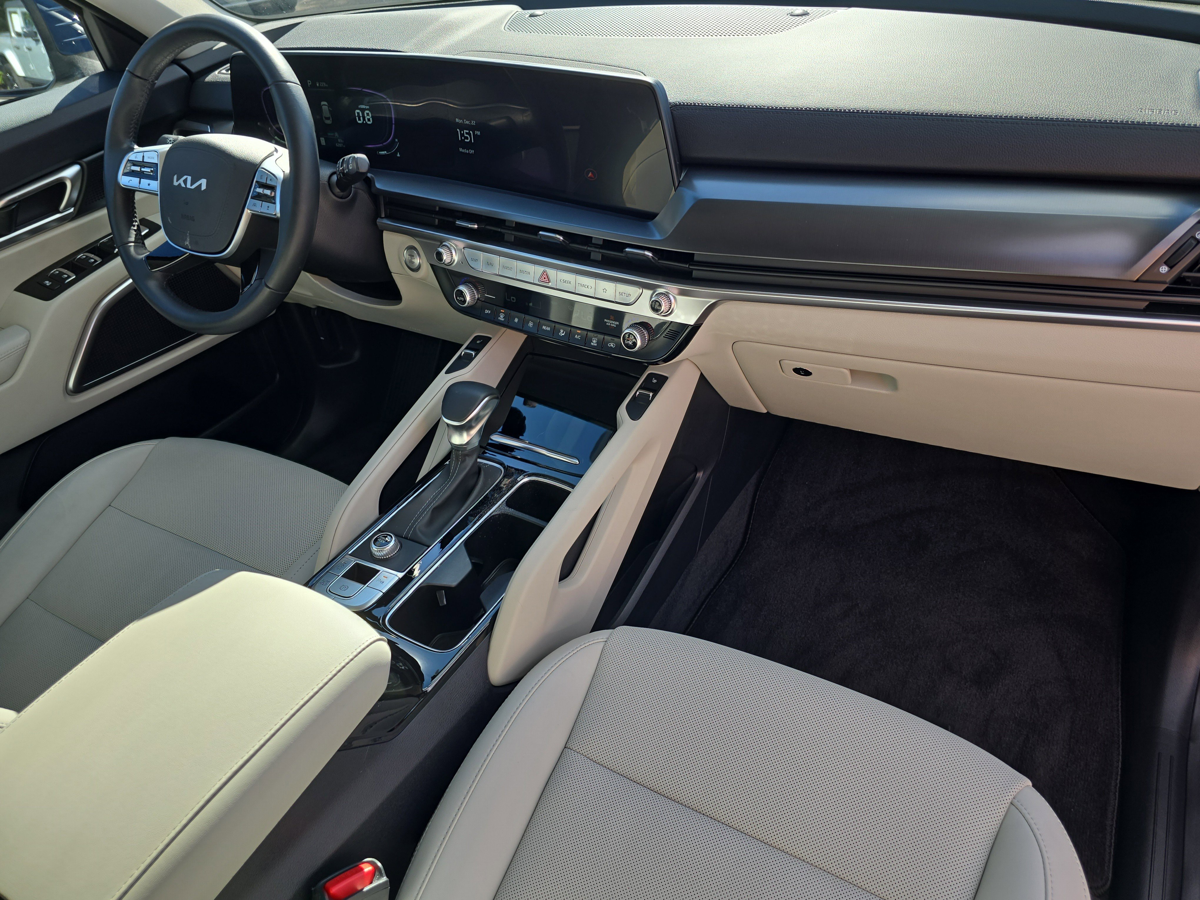 Used 2025 Kia Telluride S image 14