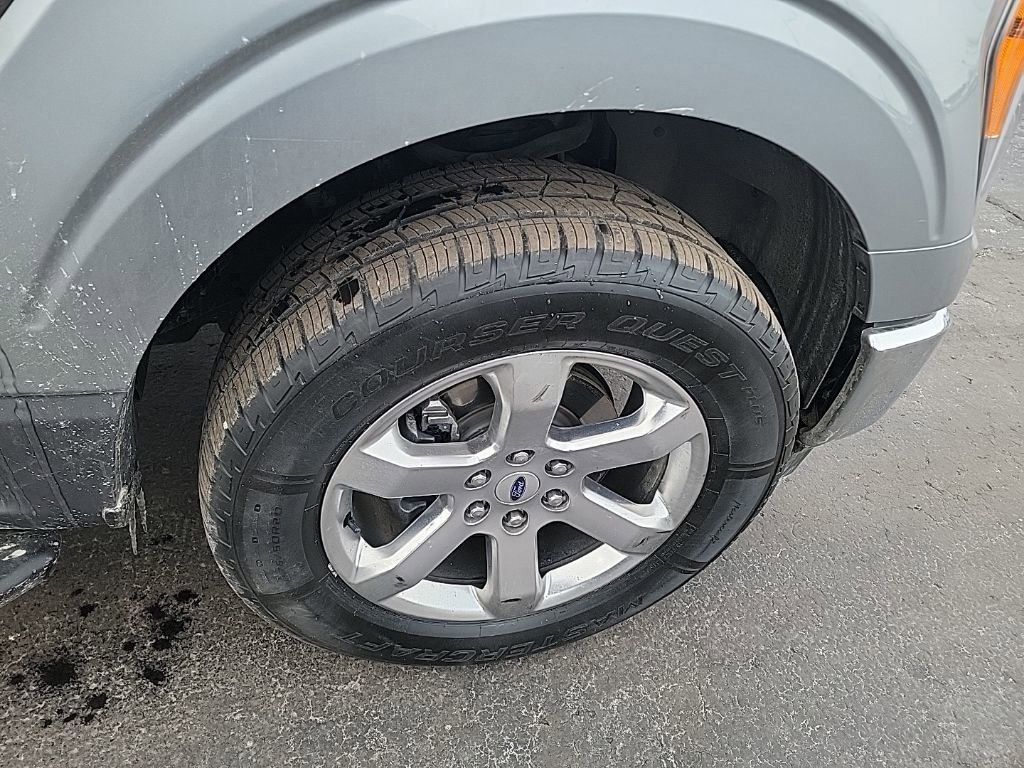 Certified 2021 Ford F150 XLT w/ Equipment Group 302A High image 17