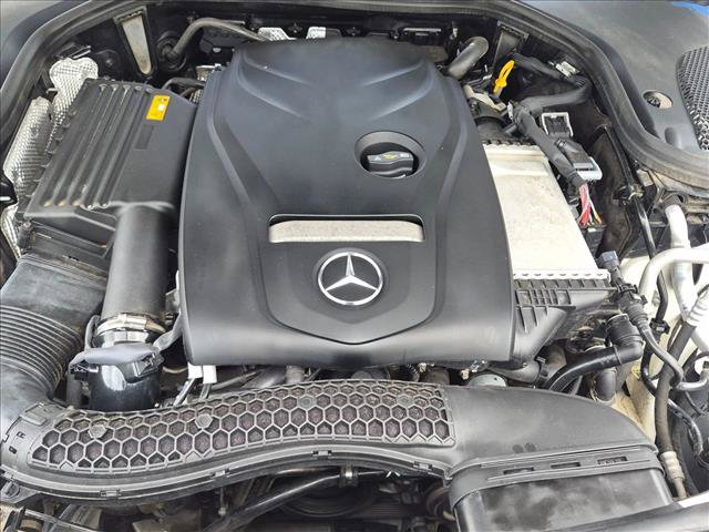 Certified 2018 Mercedes-Benz E 300 4MATIC image 22