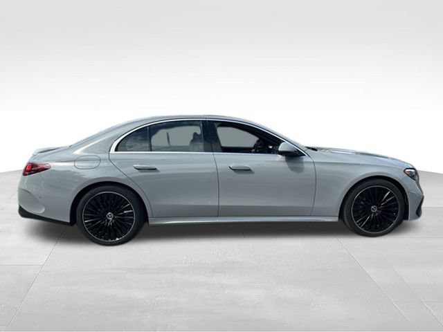 Used 2026 Mercedes-Benz E 350 4MATIC Sedan image 9
