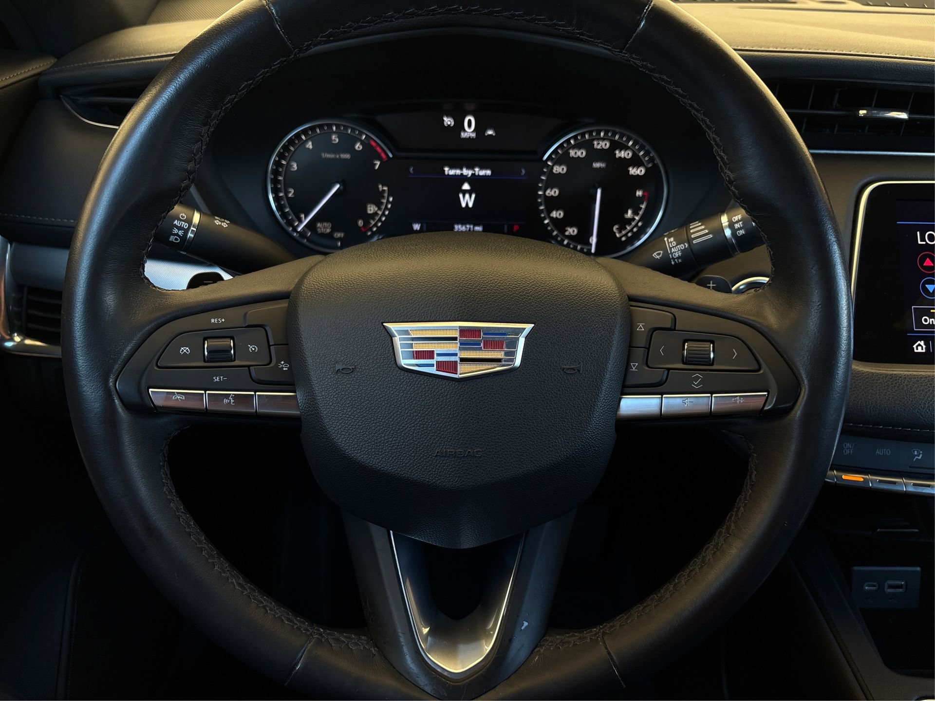 Used 2021 Cadillac XT4 Premium Luxury w/ Driver Awareness Package image 21