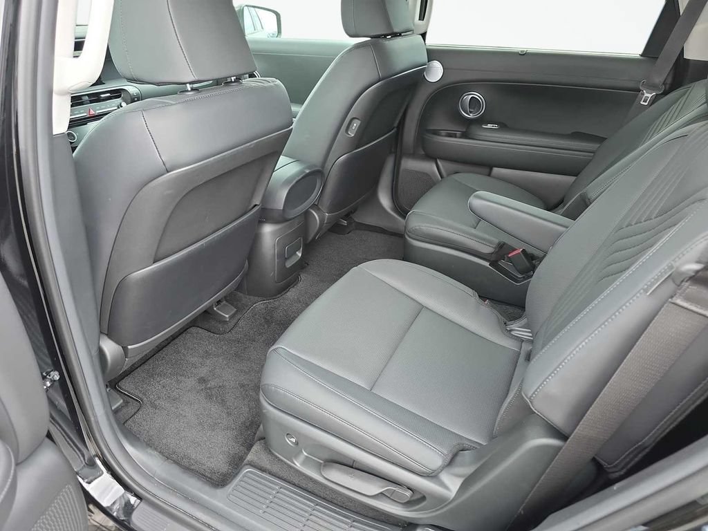 Certified 2026 Hyundai Palisade SEL FWD image 28