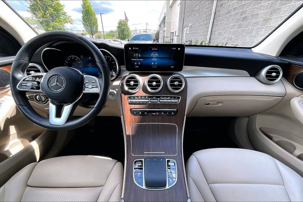 Certified 2022 Mercedes-Benz GLC 300 4MATIC image 15