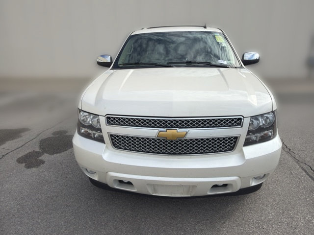 Used 2012 Chevrolet Suburban LTZ AWD/4WD image 15