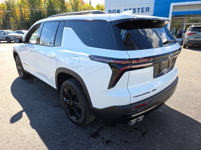 New 2027 Chevrolet Traverse LT w/ Midnight/Sport Edition AWD/4WD image 5