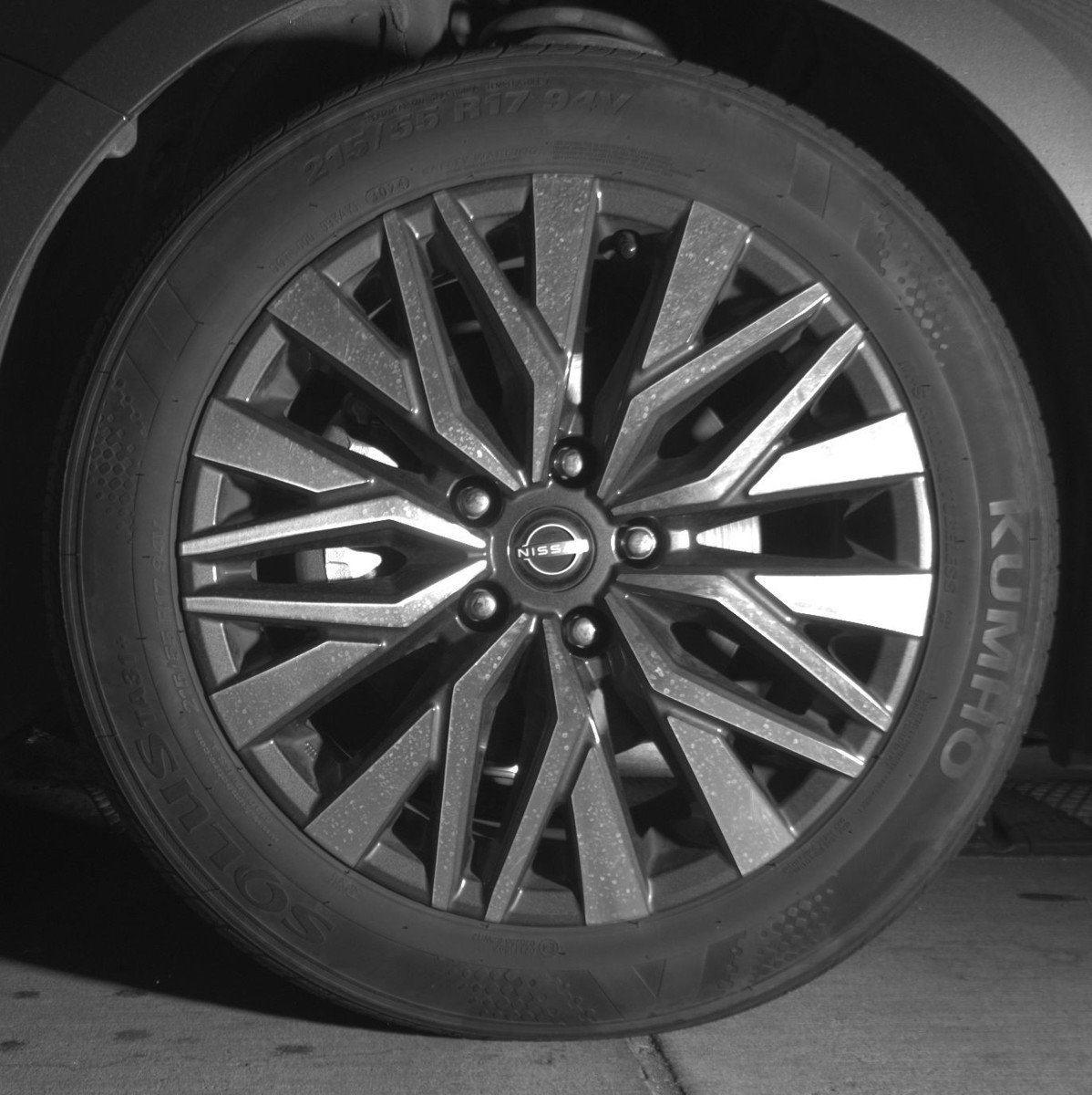 Used 2025 Nissan Altima 2.5 SV image 12