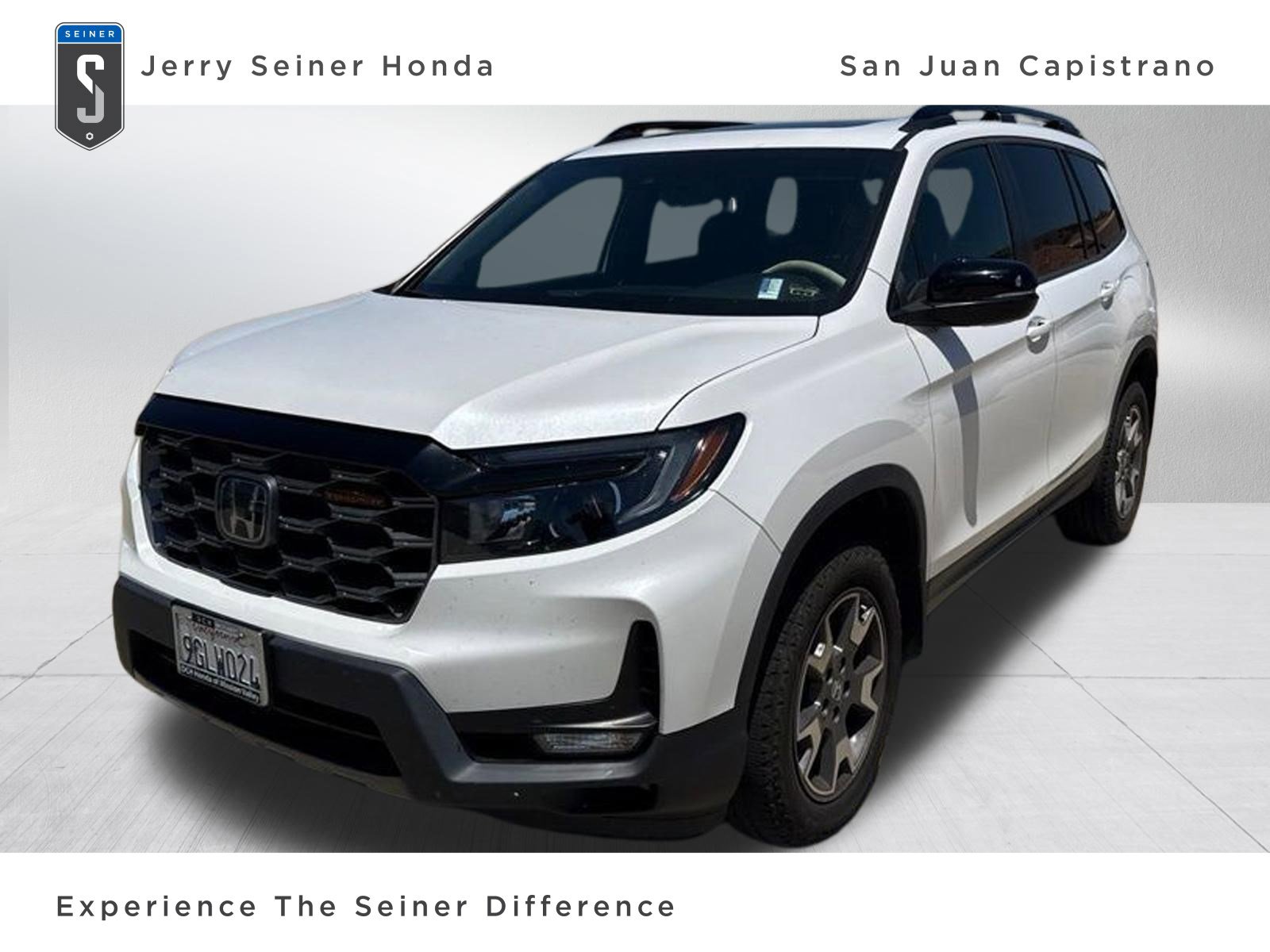 Used 2023 Honda Passport TrailSport image 1