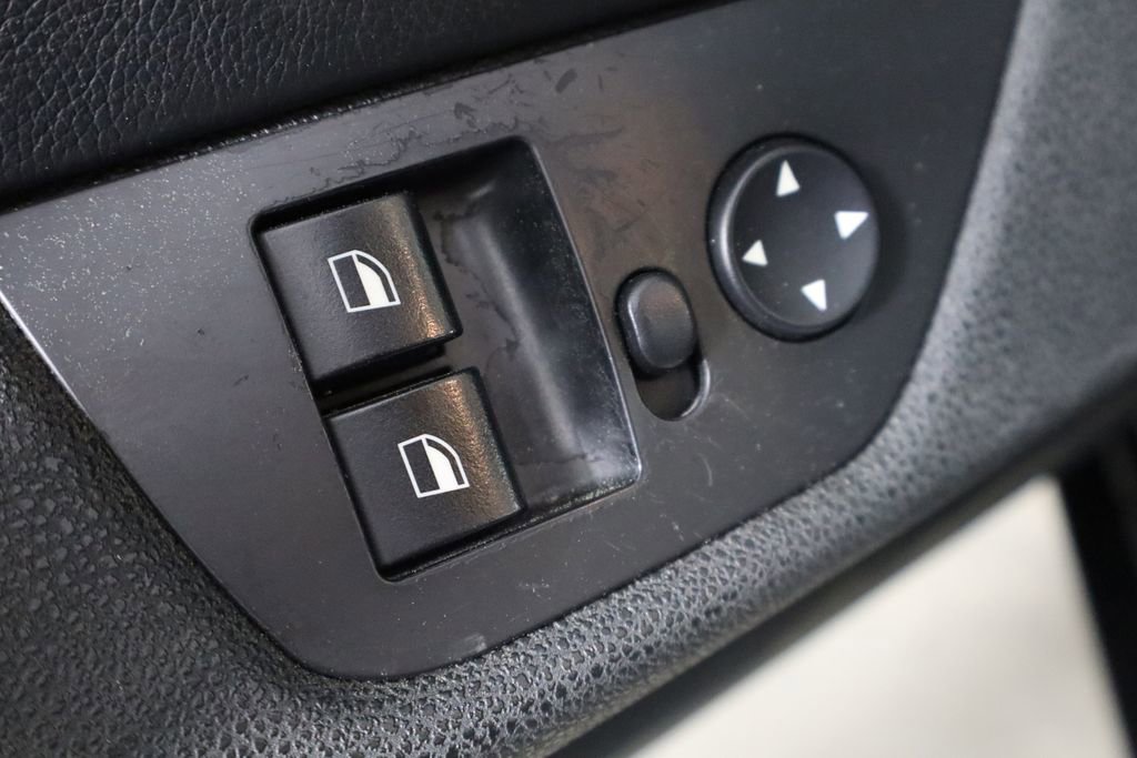 Used 2006 BMW Z4 3.0si image 11