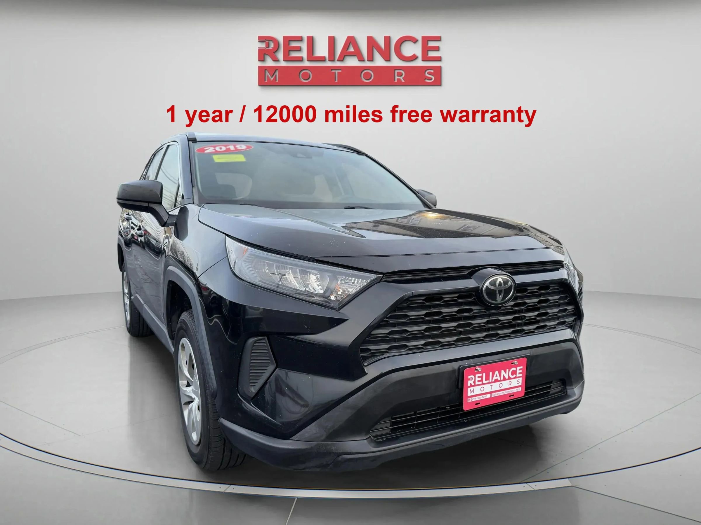 Used 2019 Toyota RAV4 LE image 9