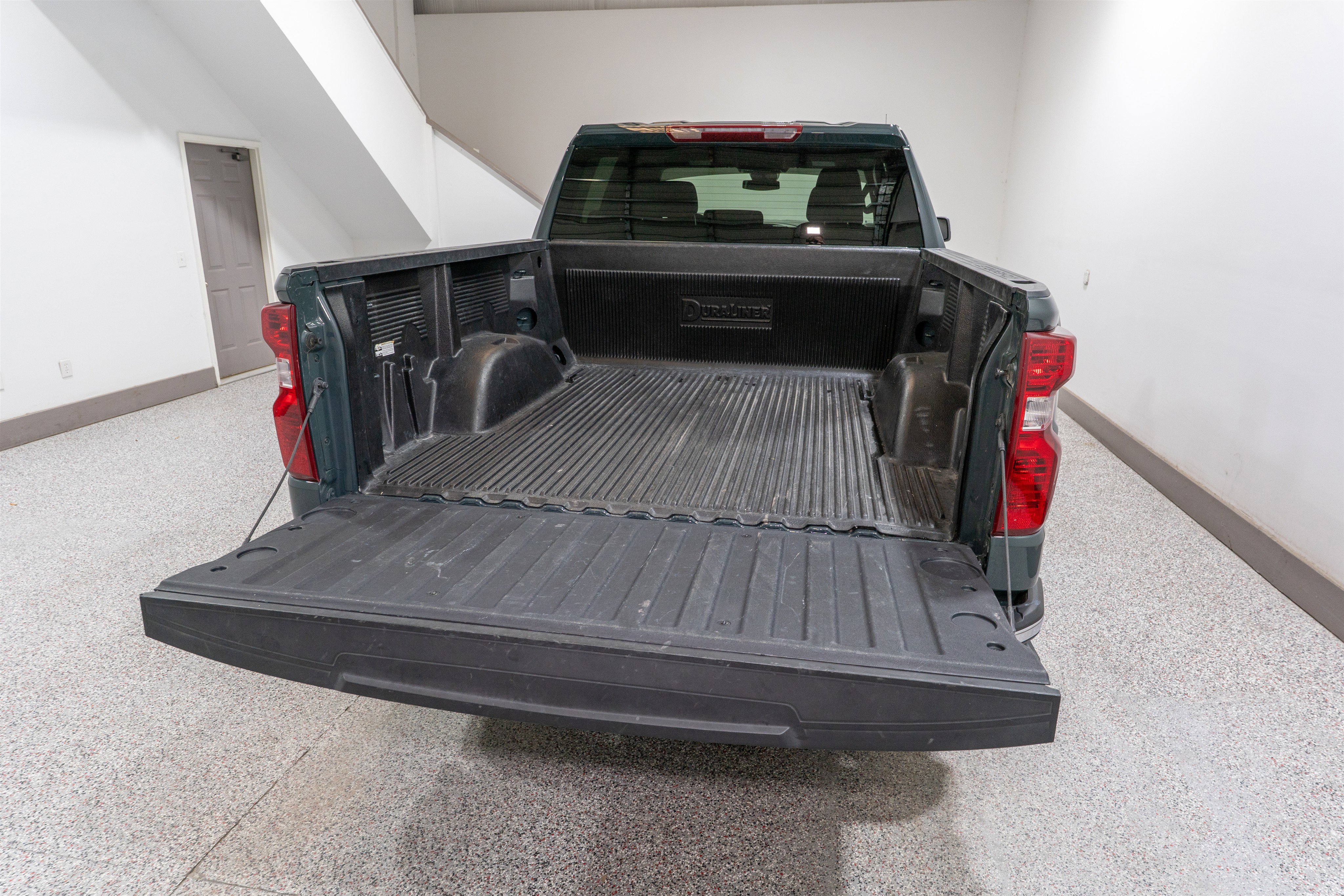Used 2025 Chevrolet Silverado 1500 LT image 11