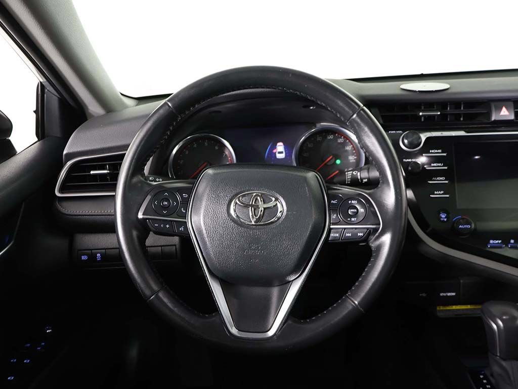 Used 2020 Toyota Camry XSE FWD image 40