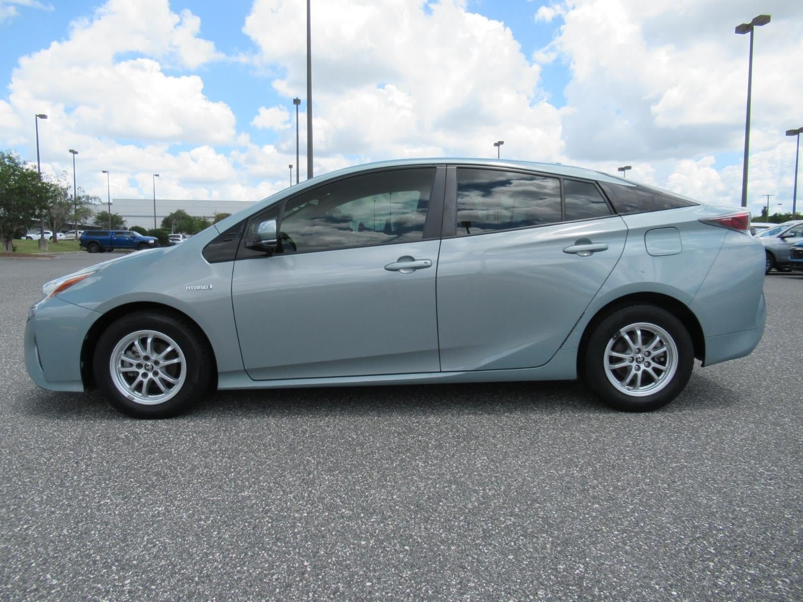Used 2016 Toyota Prius Two FWD image 4