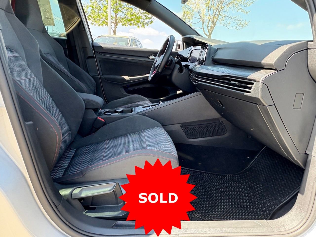 Used 2022 Volkswagen GTI S FWD image 34
