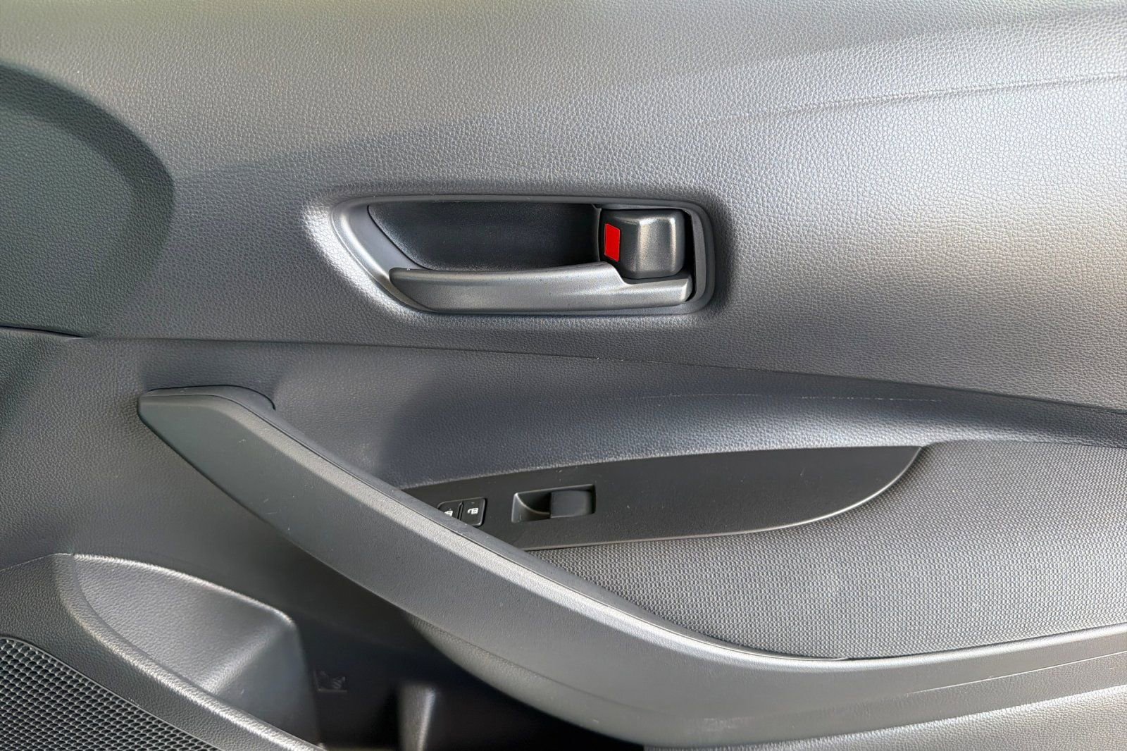 Used 2026 Toyota Corolla LE FWD image 20