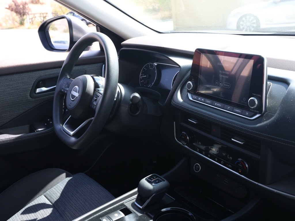 Used 2023 Nissan Rogue SV image 20