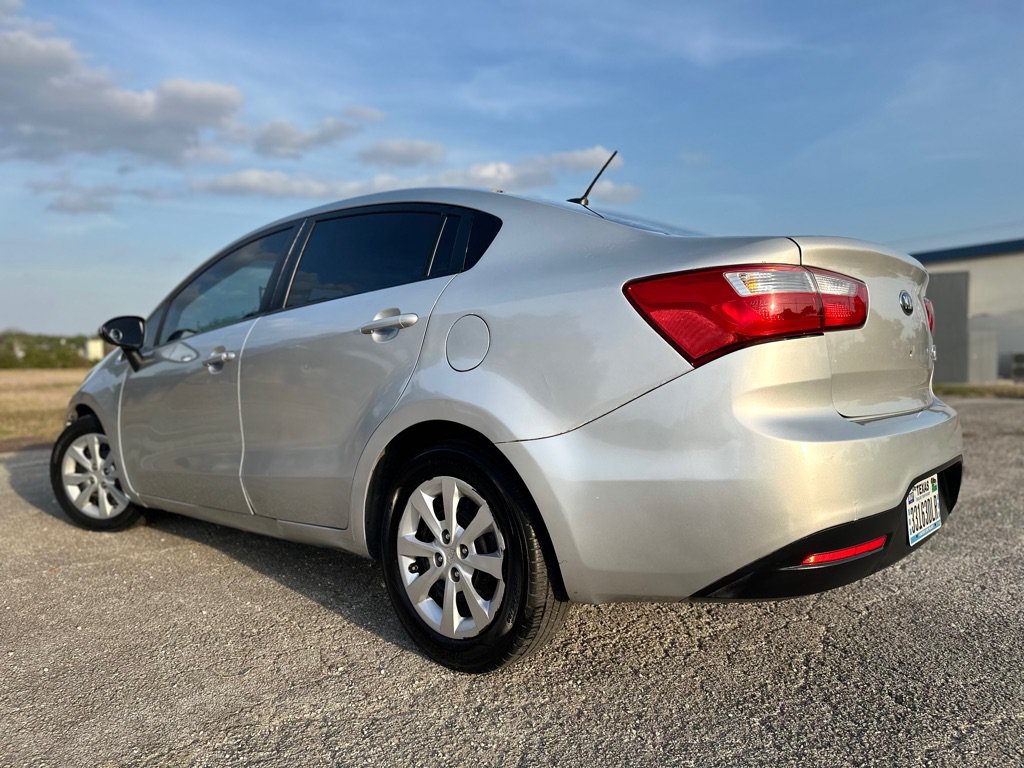 Used 2014 Kia Rio LX FWD image 15