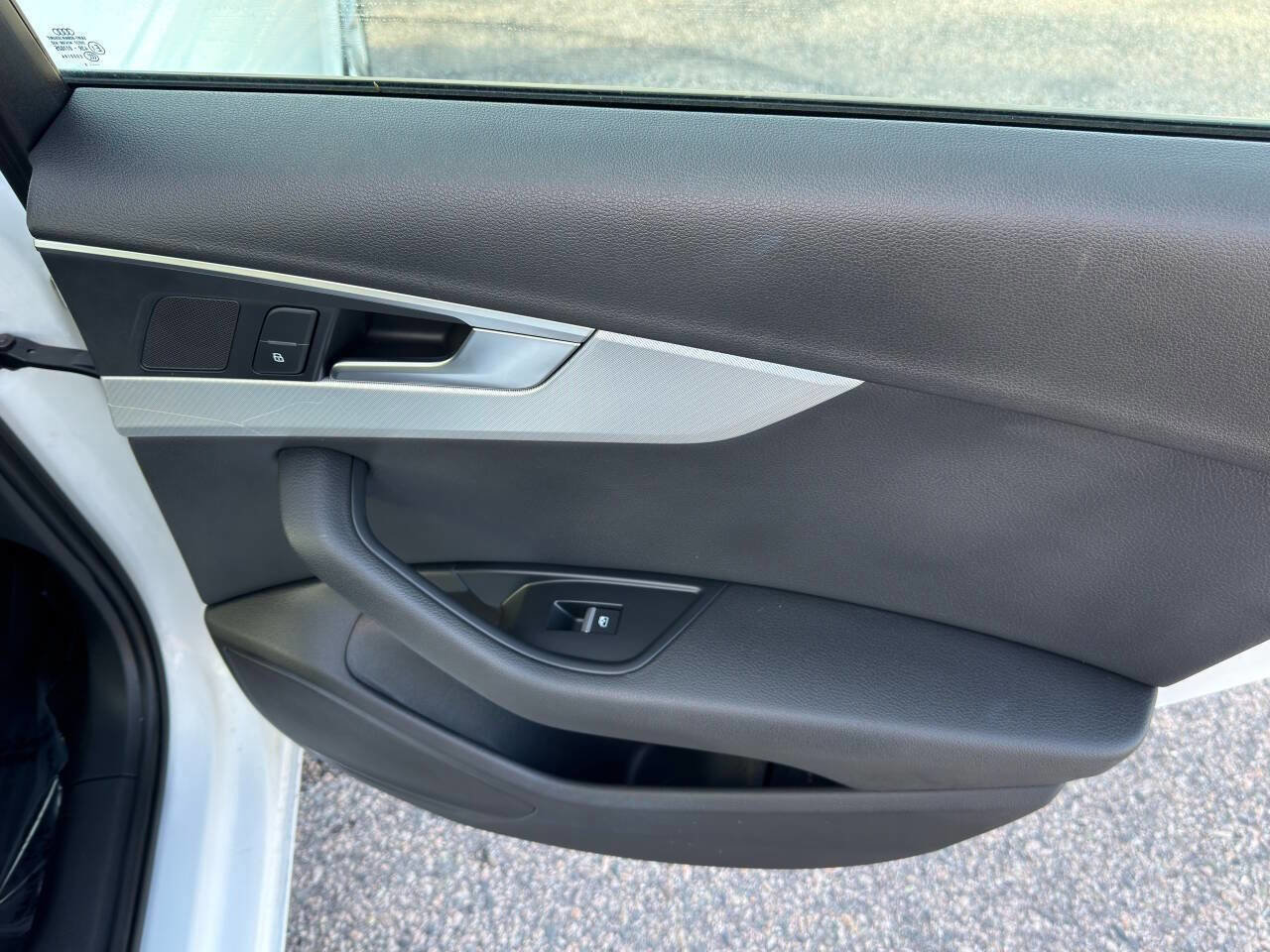 Used 2017 Audi A4 2.0T Premium w/ Audi MMI Navigation Plus image 14