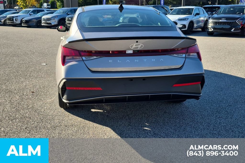 Certified 2026 Hyundai Elantra Sport FWD image 6