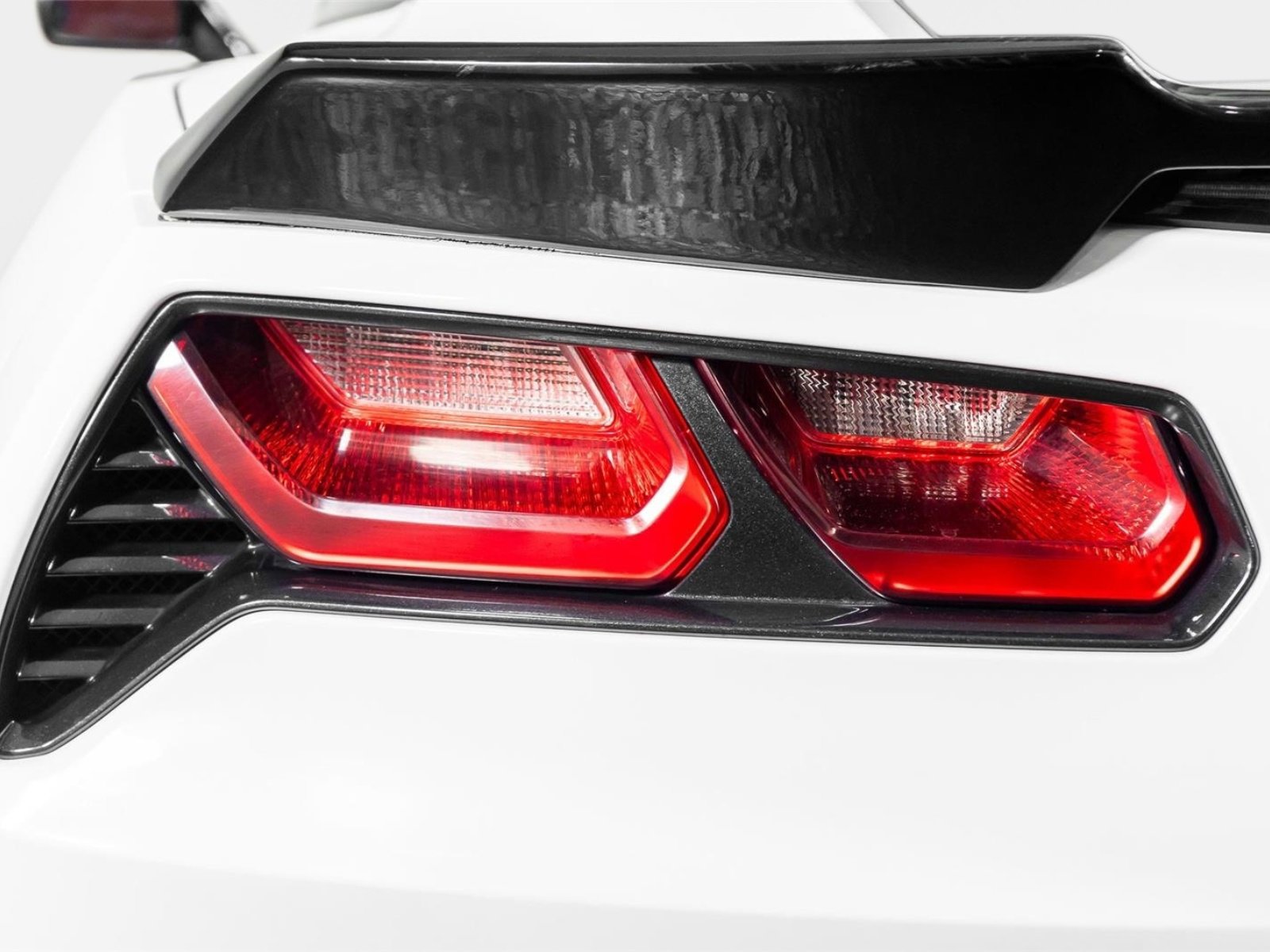 Used 2014 Chevrolet Corvette Stingray Coupe image 12