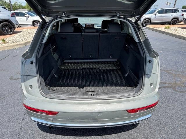 Used 2023 Audi Q5 2.0T Premium Plus w/ Premium Plus Package AWD/4WD image 9