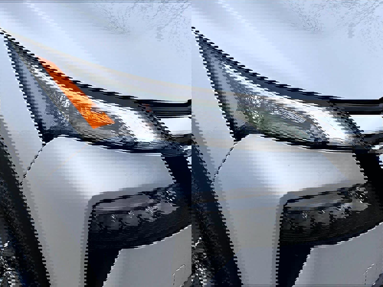 Used 2025 Nissan Rogue S image 31