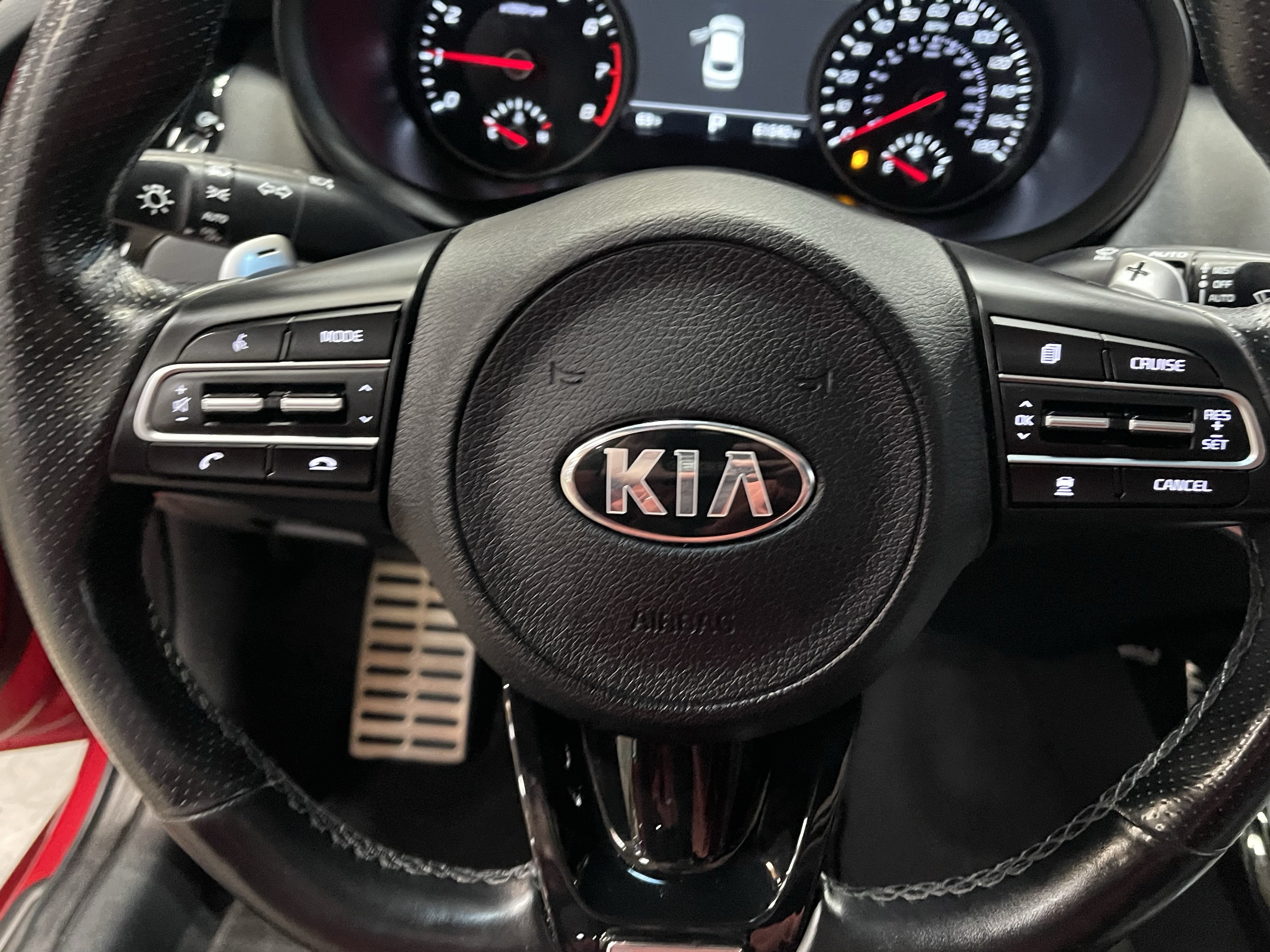 Used 2018 Kia Stinger GT2 AWD/4WD image 23