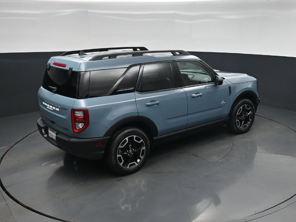 Certified 2023 Ford Bronco Sport Outer Banks w/ Tech Package AWD/4WD image 37