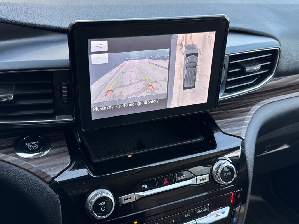 Used 2022 Ford Explorer Limited w/ Equipment Group 301A image 12