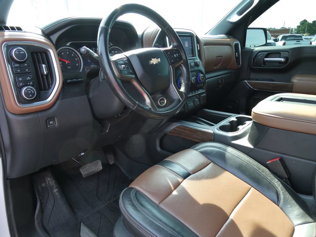 Used 2021 Chevrolet Silverado 1500 High Country w/ Technology Package AWD/4WD image 22