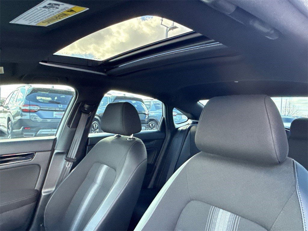 Certified 2025 Honda Civic Sport image 17