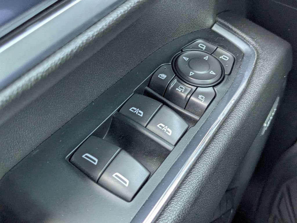 Used 2024 Chevrolet Silverado 2500 LTZ w/ LTZ Plus Package AWD/4WD image 23