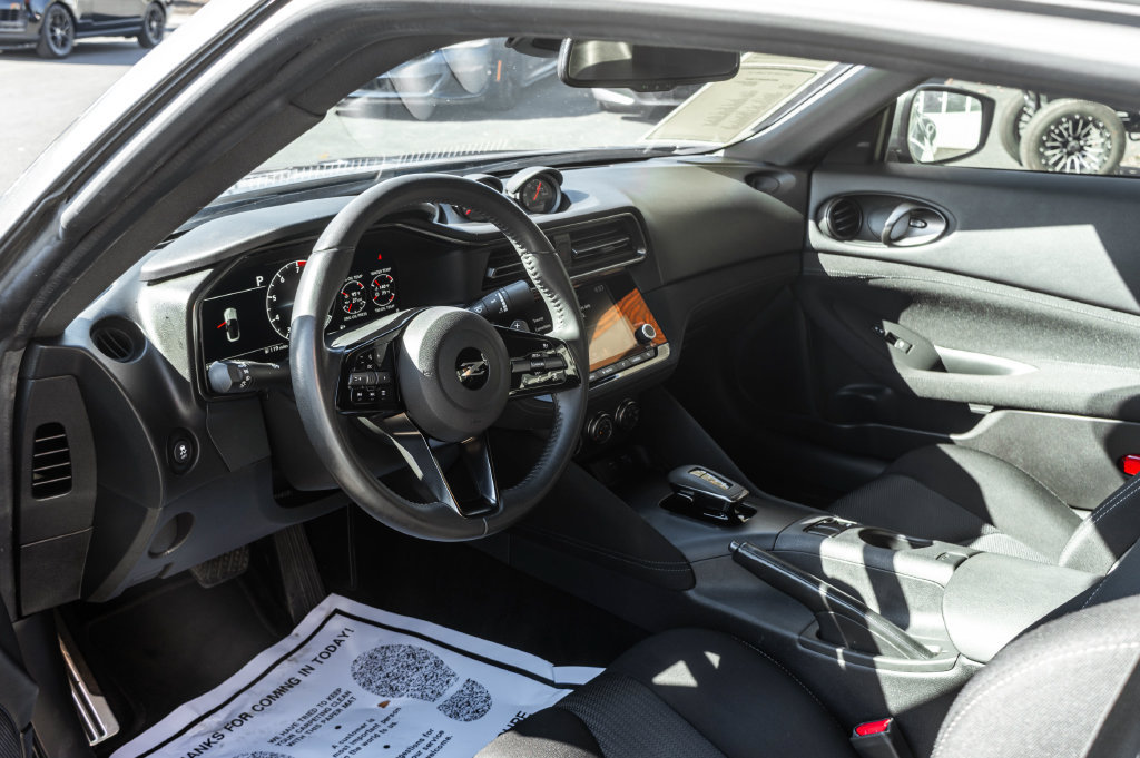Used 2023 Nissan Z w/ Floor Mat Package RWD image 7