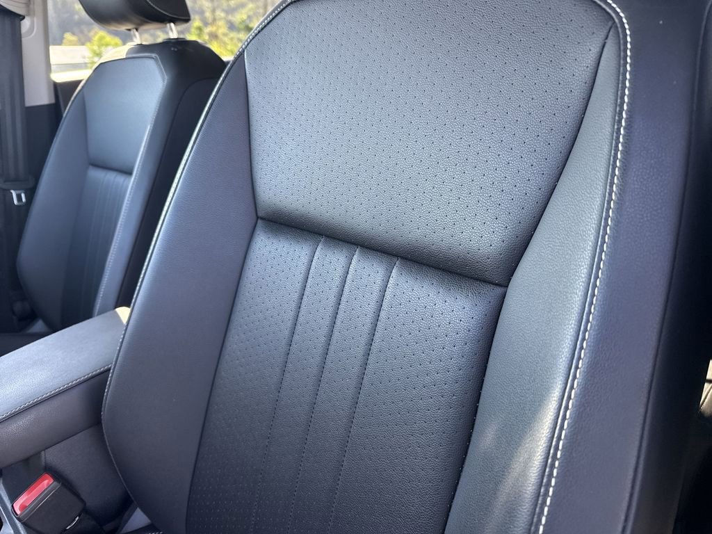 Certified 2023 Volkswagen Tiguan SE image 9