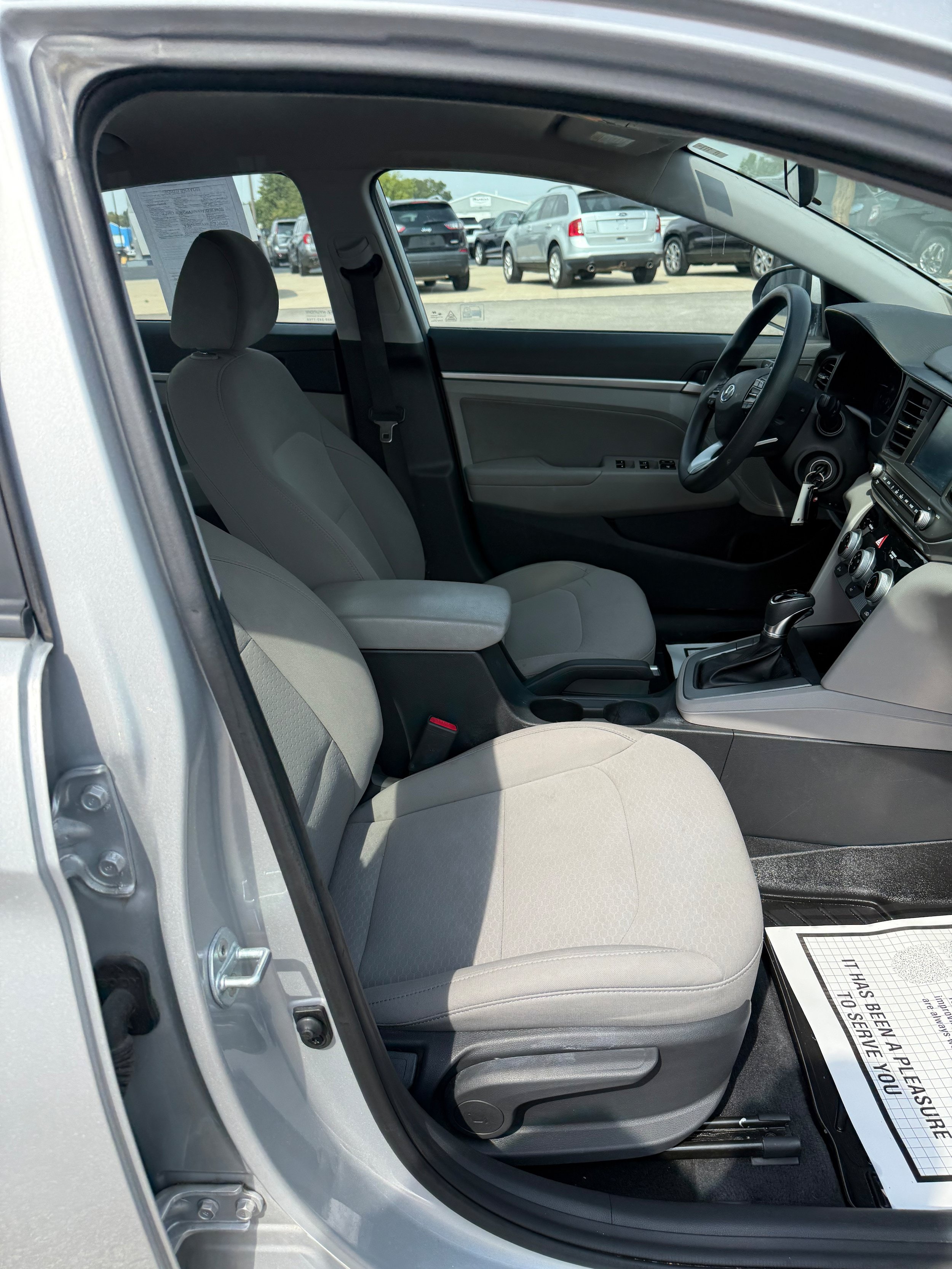 Used 2019 Hyundai Elantra SEL FWD image 10