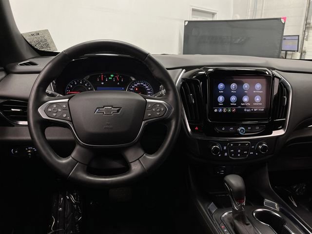 Used 2023 Chevrolet Traverse RS image 5
