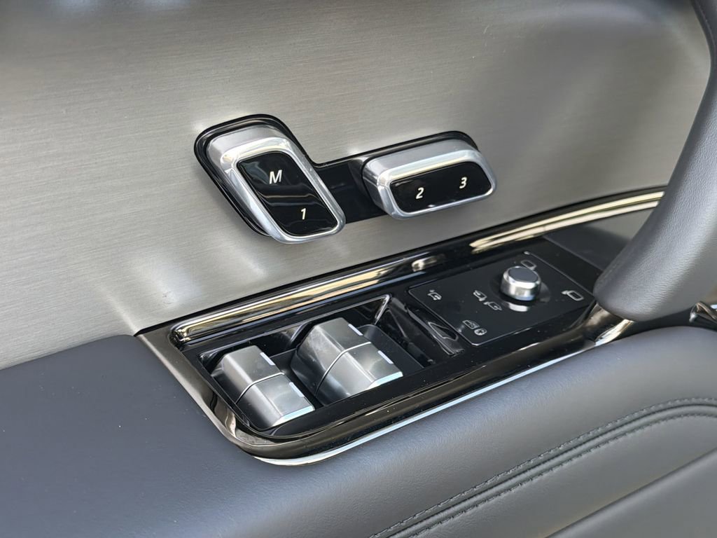 New 2026 Land Rover Range Rover Sport Dynamic SE image 21