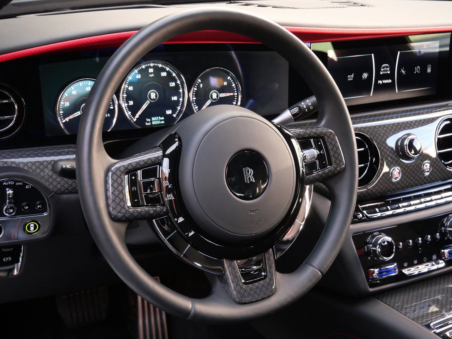 Used 2022 Rolls-Royce Ghost Black Badge image 17