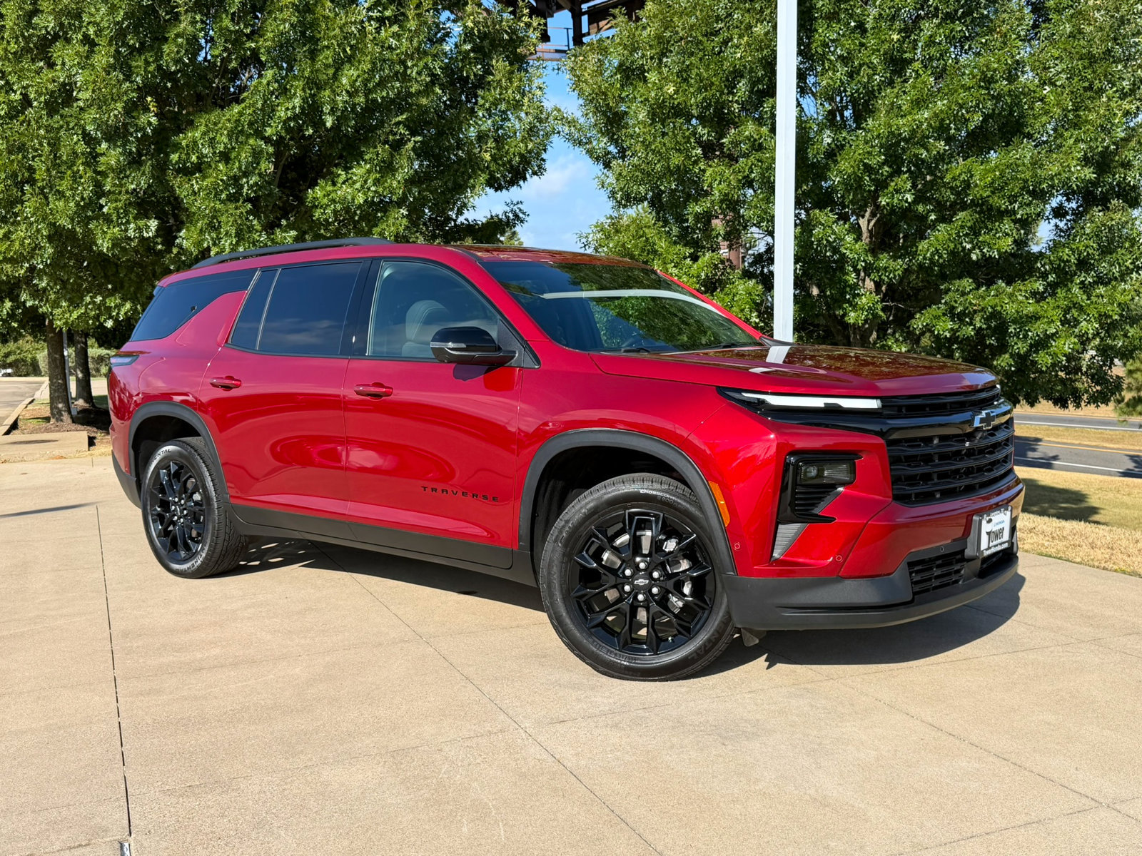 Used 2025 Chevrolet Traverse LT w/ Enhanced Driving Package
