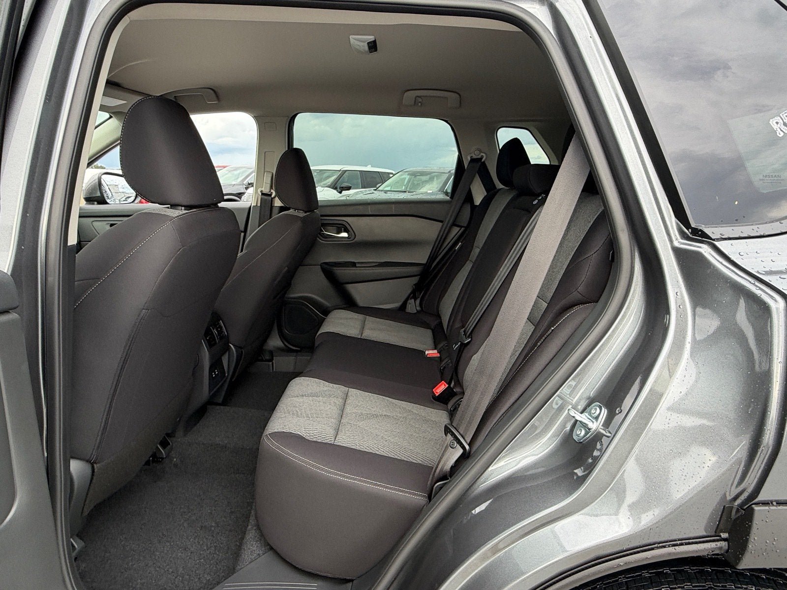 New 2027 Nissan Rogue SV FWD image 10