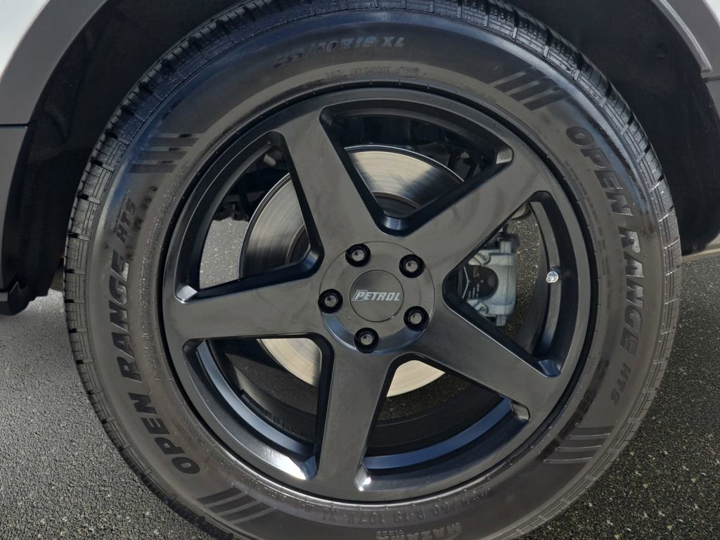 Used 2016 Land Rover Range Rover Evoque SE Premium image 37