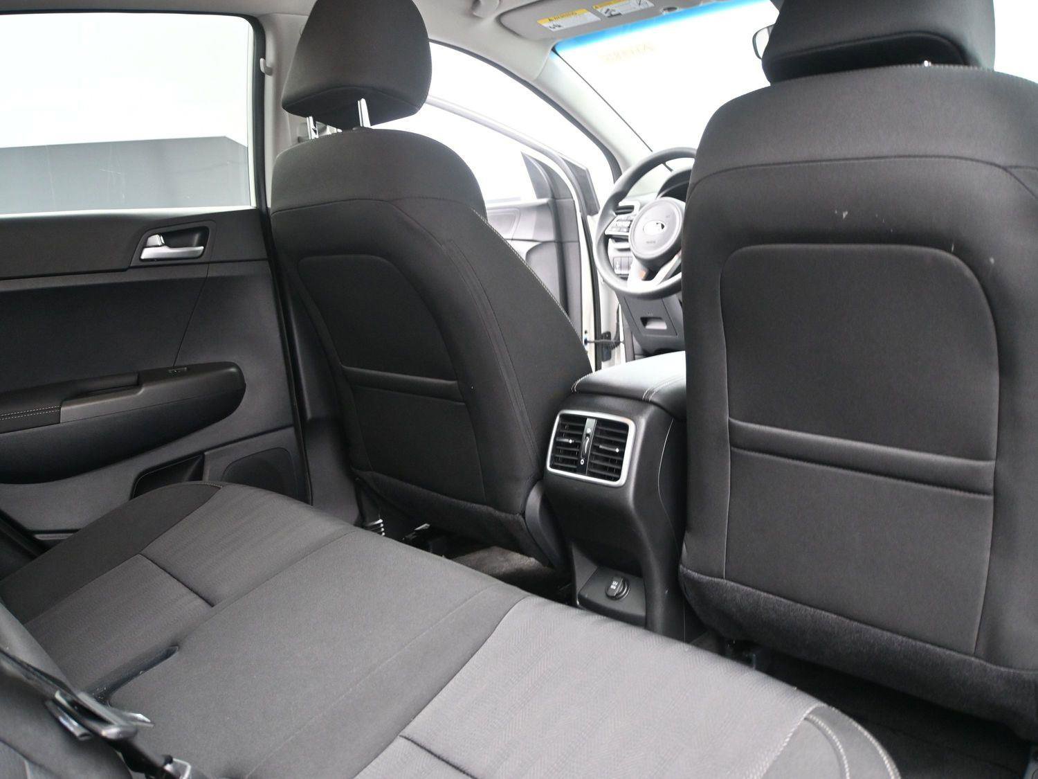 Used 2022 Kia Sportage LX AWD/4WD image 19