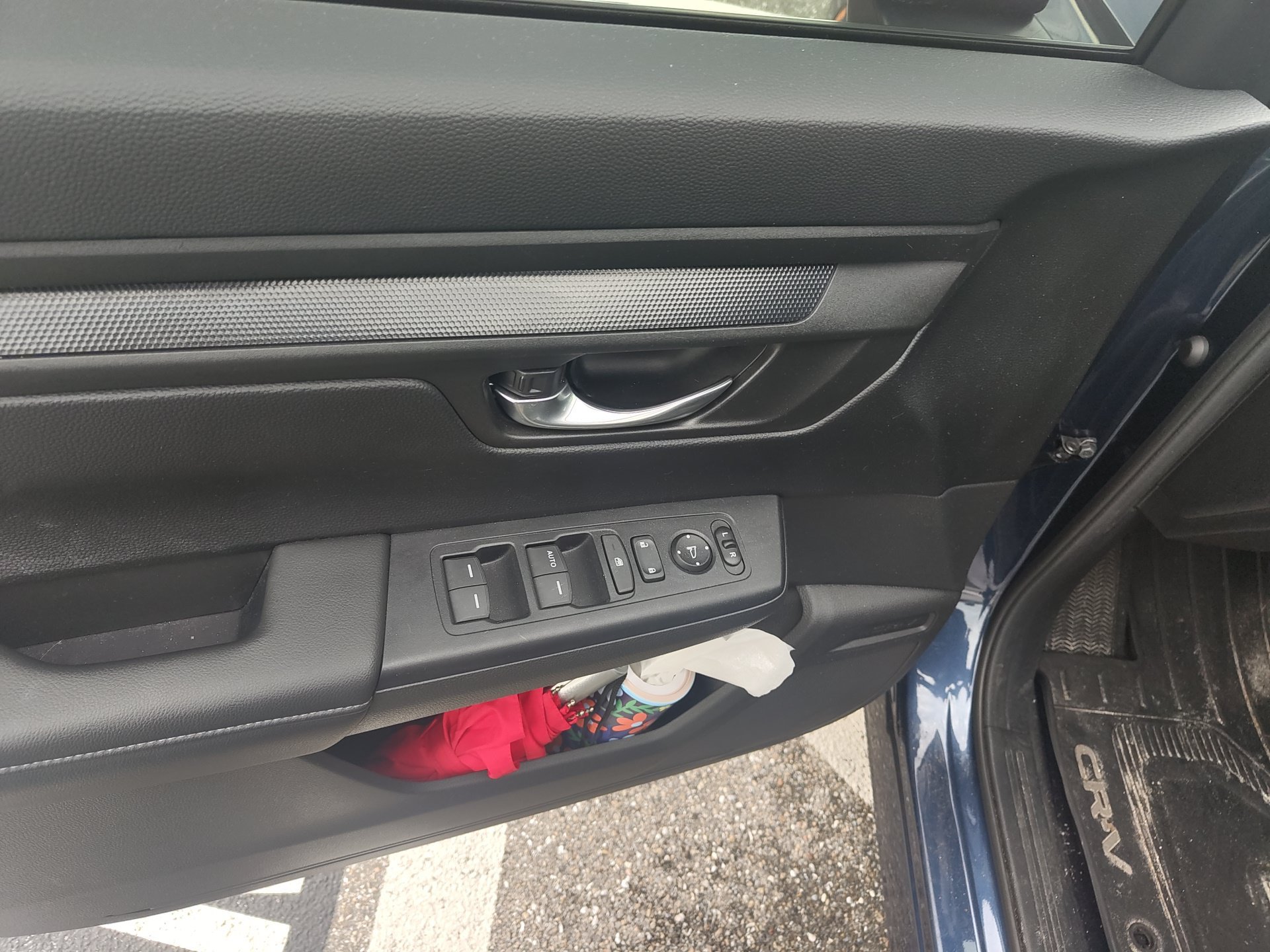 Used 2023 Honda CR-V LX image 22