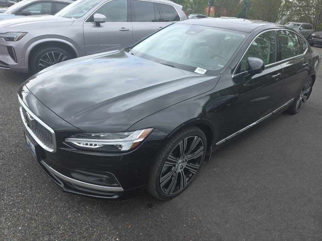 Used 2023 Volvo S90 B6 Plus w/ Protection Package Premier
