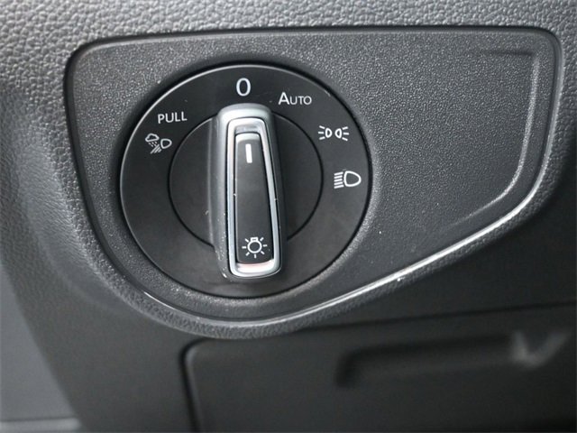 Used 2023 Volkswagen Atlas Cross Sport SE image 21