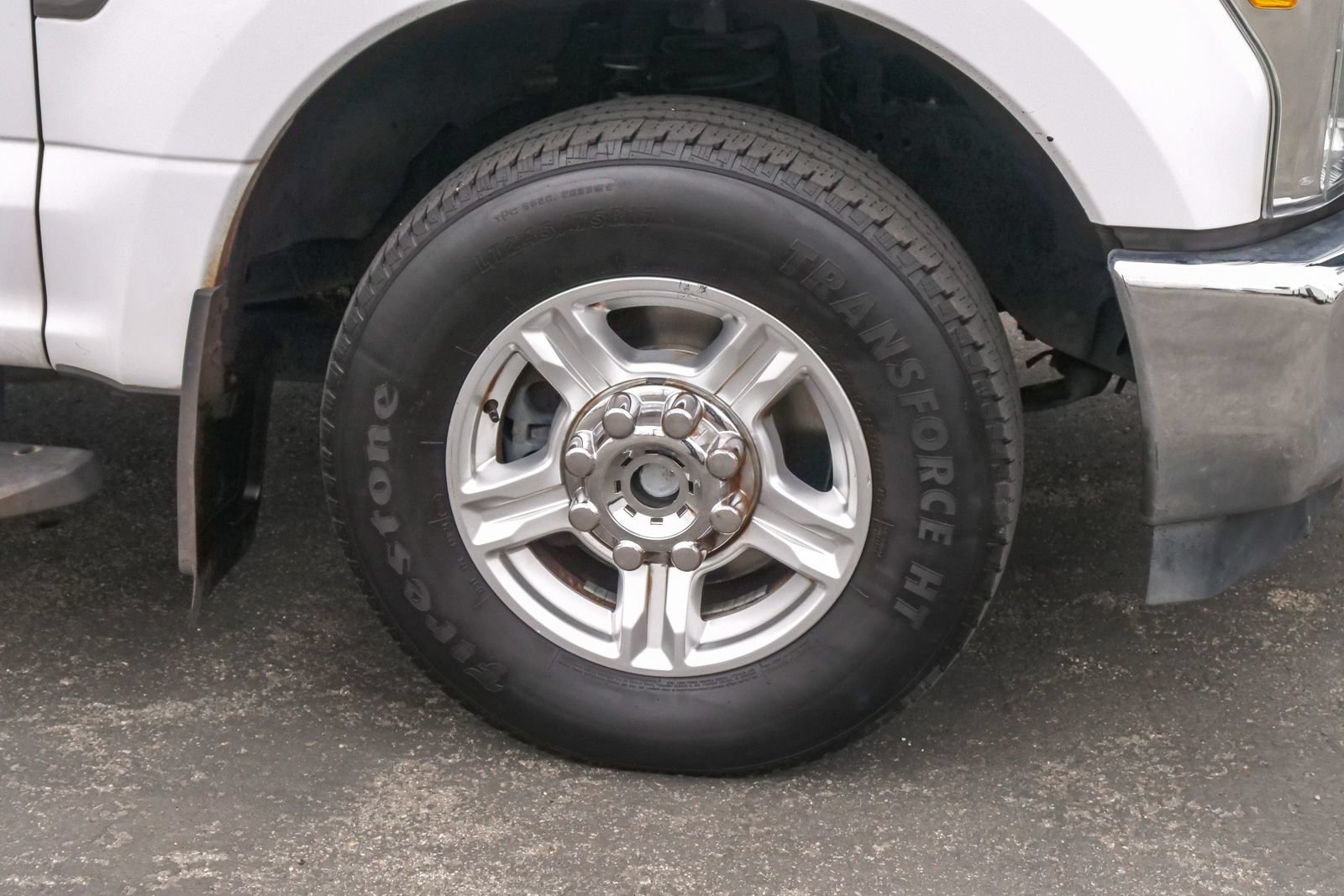 Used 2017 Ford F350 XLT w/ XLT Value Package RWD image 5